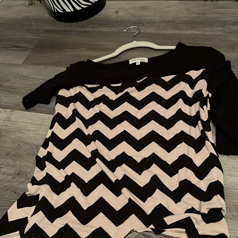 soft pattern print long top